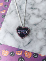 halloween queen necklace - black