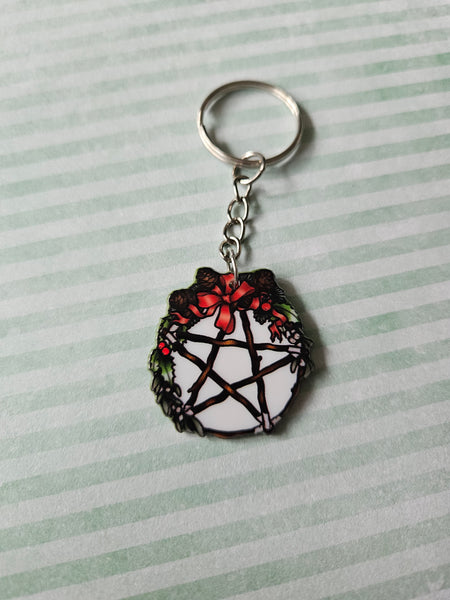 Pentagram Christmas Wreath Keyring | Resin Pendant Keychain | Holiday Bag or Key Accessory | Handmade Festive Gift