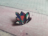 geodes pin badge