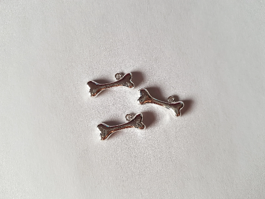 19mm silver plated bone pendants