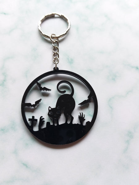 graveyard cat keyring 