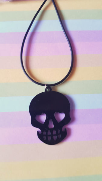 skull necklace - black