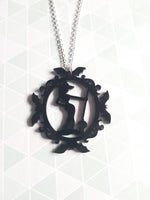 witch cameo necklace - black 