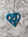 glitter heart pentgram necklace - blue 