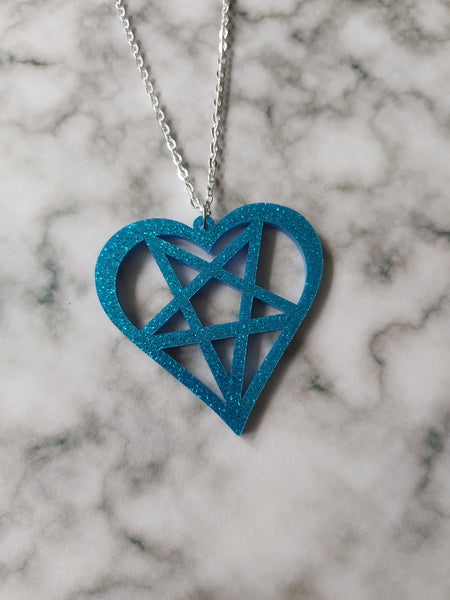 glitter heart pentgram necklace - blue 