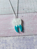 neon acrylic tooth necklace - blue 