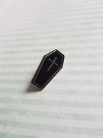 witchcraft pin badge - coffin 