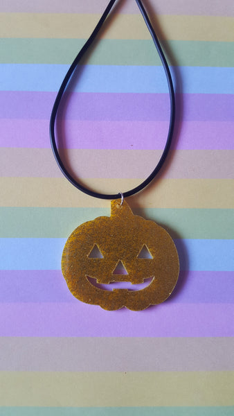pumpkin necklace - gold (glitter) 