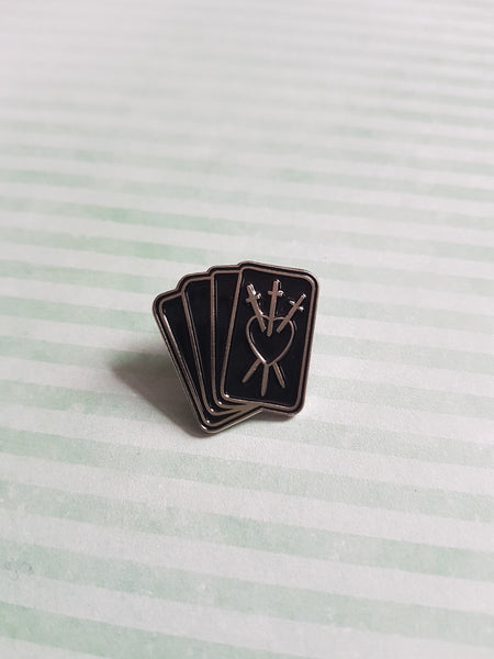 witchcraft pin badge - tarot cards 