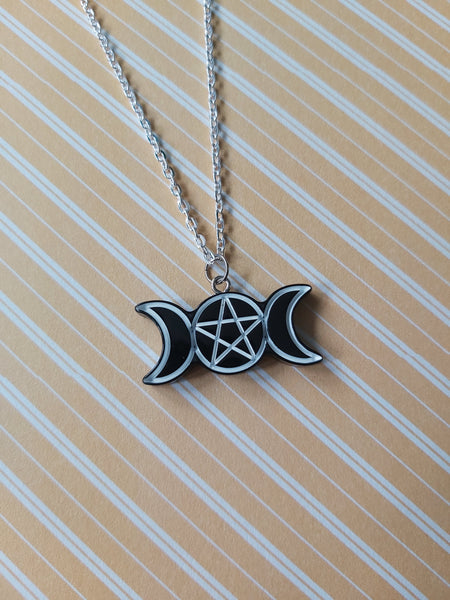 witchcraft necklace - triple moon 