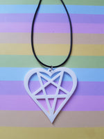 heart pentagram necklace - white