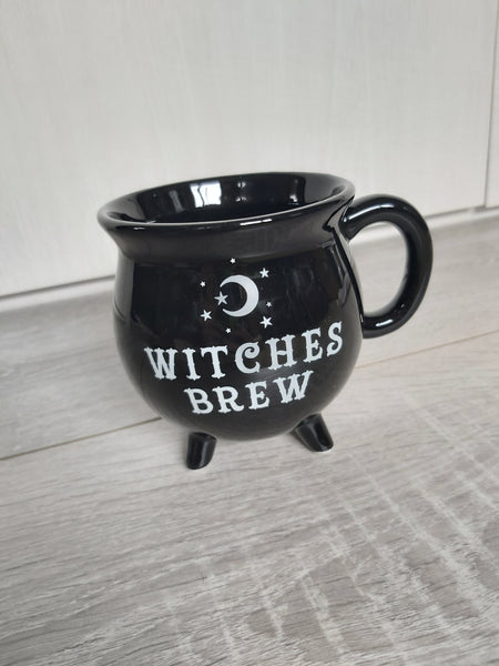 witches brew cauldron mug (black)